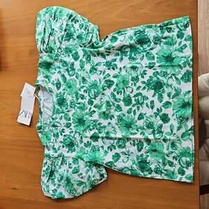 Zara balloon sleeve floral top NWT